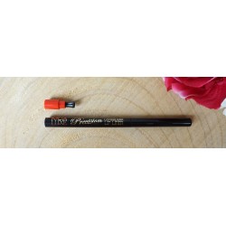 MUA Luxe Precision Longwear Lip Liner Pencil Hot Chilli- Μολύβι χειλίων μεγάλης διάρκειας 0.25g